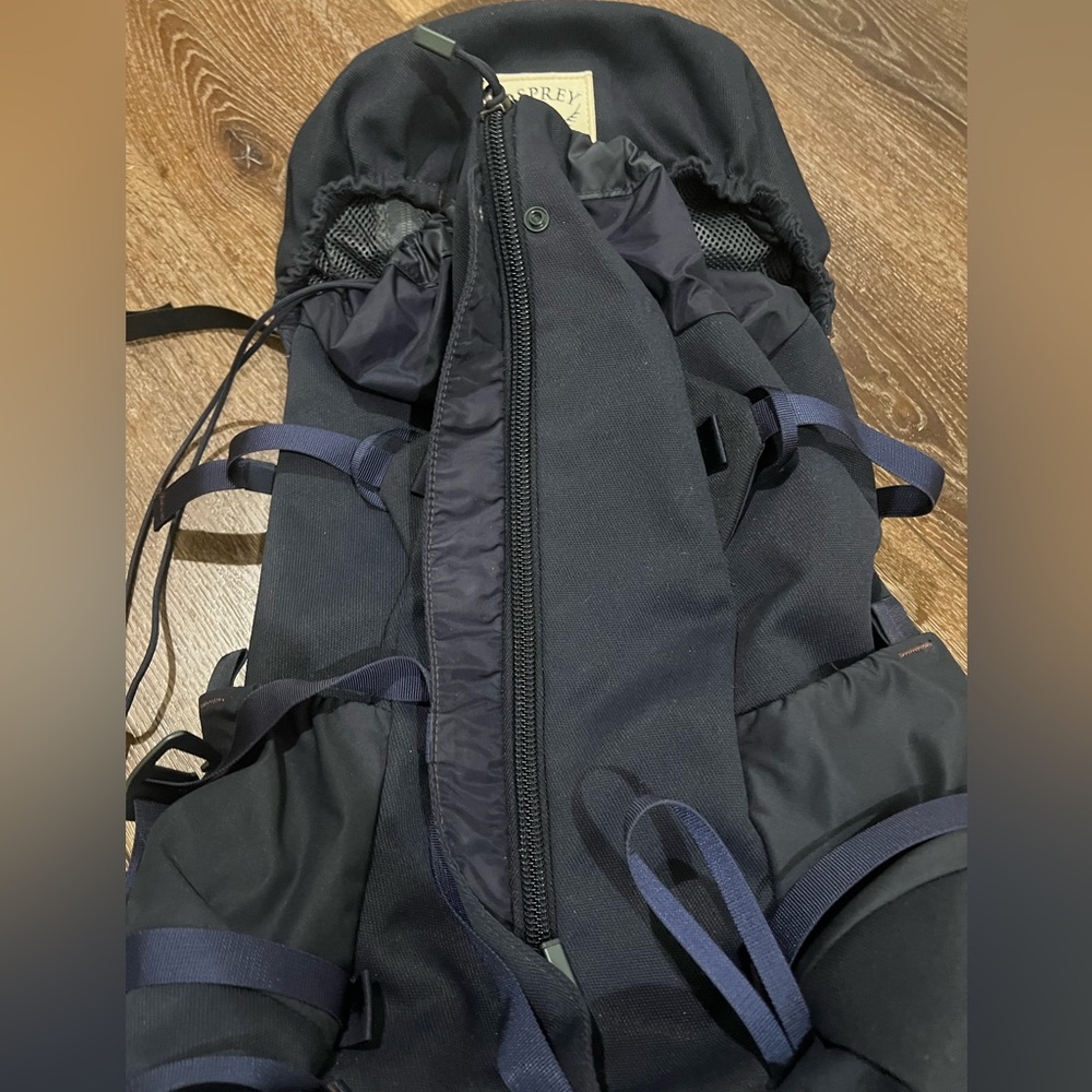 OSPREY archeon 30 Dark Blue Backpack - Picture 4 of 9